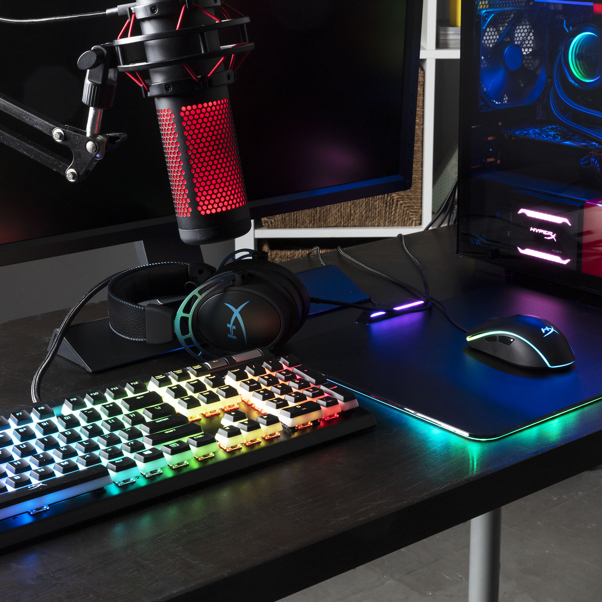 Hyperx Eb2 HyperX Alloy Elite 2 RGB – Switch HyperX Red (HKBE2X-1X-LA/G) – Fiestalan
